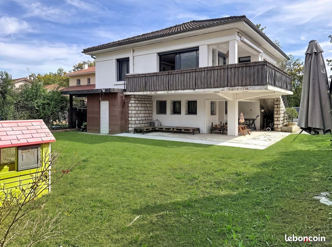 Maison 6 pièces 135 m² · à Varces-Allières-et-Risset · 135 m² · 495 000 €