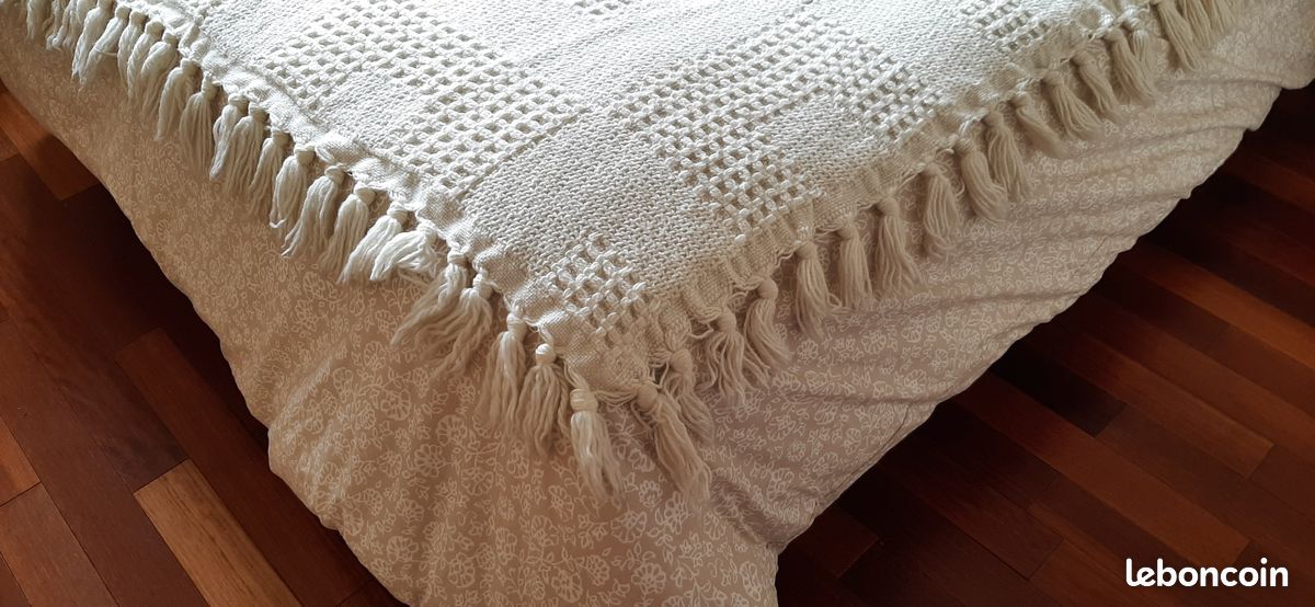 Dessus de lit vintage en laine blanc 1,95 / 1,64 cm (image 4)