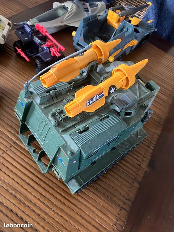 Boîte De Véhicules GI Joe Vintage Hasbro - Très Bon état - Thème Matamore Guerre