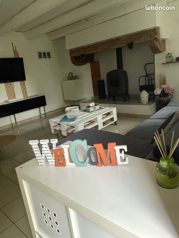 Maison 5 pièces 75 m² · à Lopérec · 75 m² · 350 €