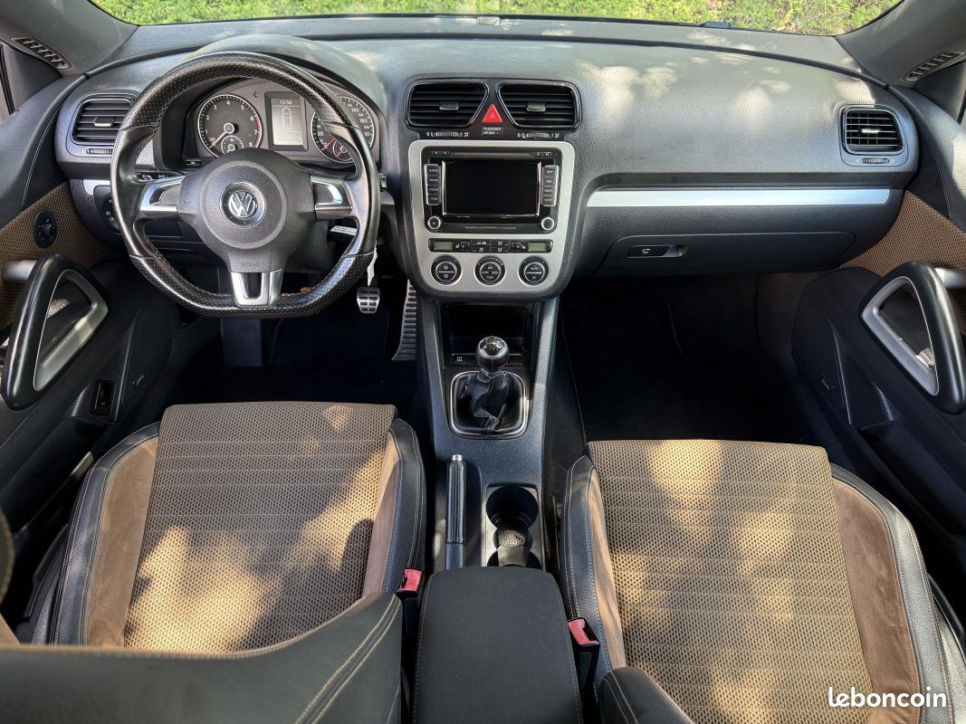 Volkswagen Scirocco 1.4 TSI 160ch Sportline Garantie 6 Mois (image 37)