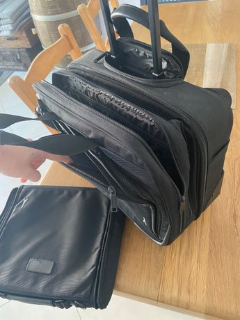 Valise cabine Louis Vuitton d'occasion - Annonces accessoires et bagagerie  leboncoin