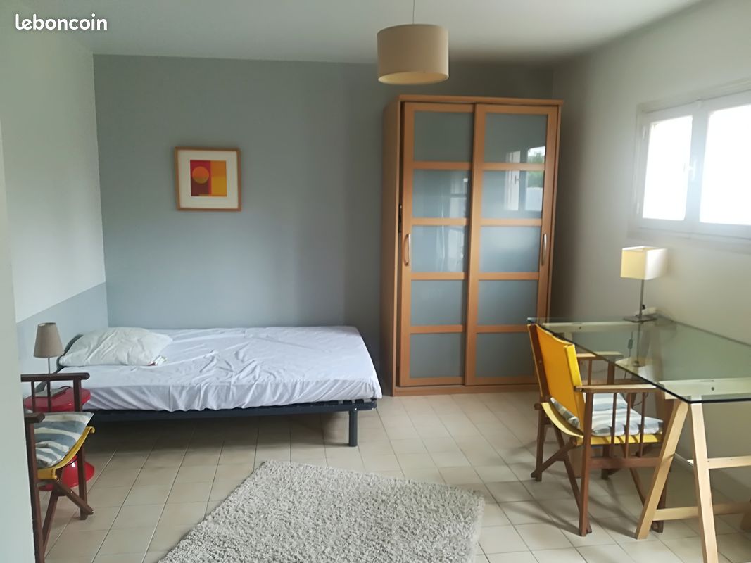 Appartement 3 pièces 26 m² · à Angers · 26 m² · 390 €