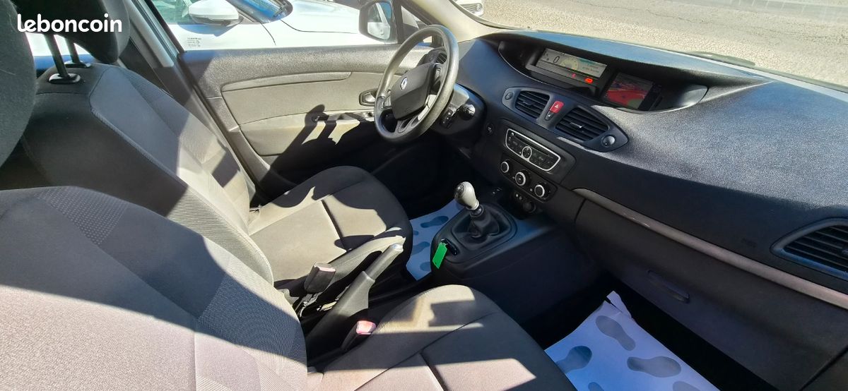 Renault scenic 1.5 dci (image 3)