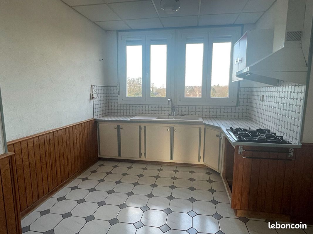 Appartement 3 pièces 85 m² · à Rethel · 85 m² · 76 000 €