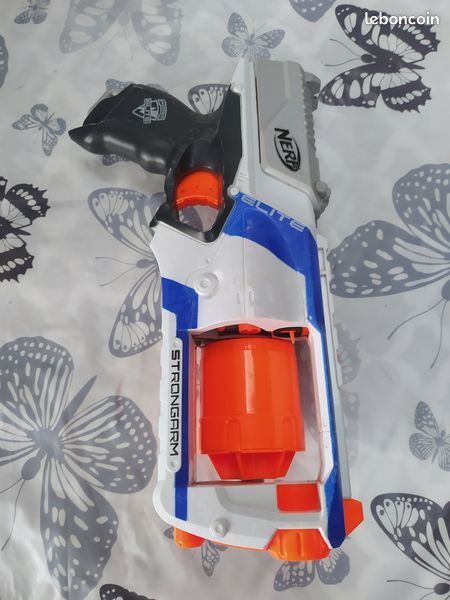Nerf Elite Strongrarm (image 3)