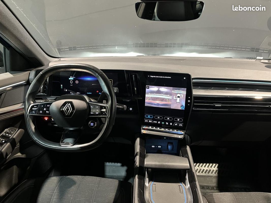 RENAULT AUSTRAL 1.2 E-Tech Hybride - 200CH - CAMÉRA 360° - SIÈGES CHAUFFANTS - BAVETTES (image 14)