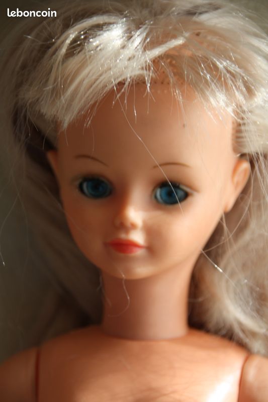 Poupée Bella Cathie tenue Bornéo (image 9)