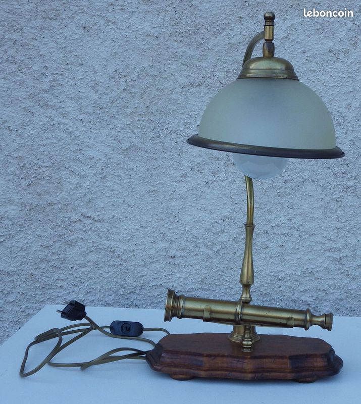 Lampe, ancien phare de camion, vintage - Décoration