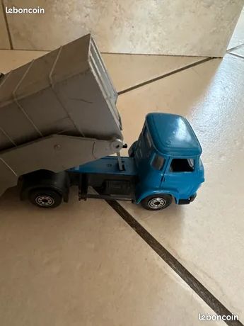 Norev ancien camion saviem sm5 benne à ordures 1/43 - Collection