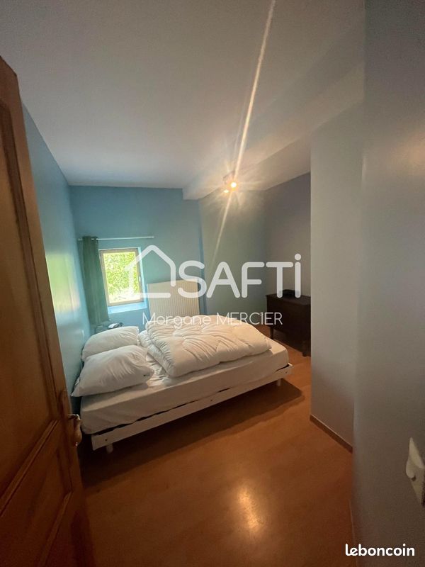 Propriété 6 pièces 195 m² - Sainte-Verge 79100 (image principale 11)