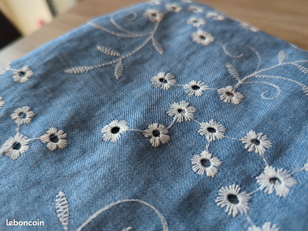 Tissu Coton Imprimé Marguerite - 106x140 Cm - Neuf - Fleurs - Fabriqué En France
