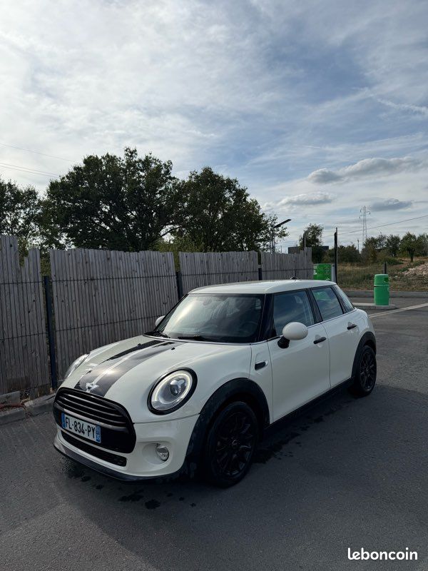 Mini Cooper 1.6D 116ch (image 1)