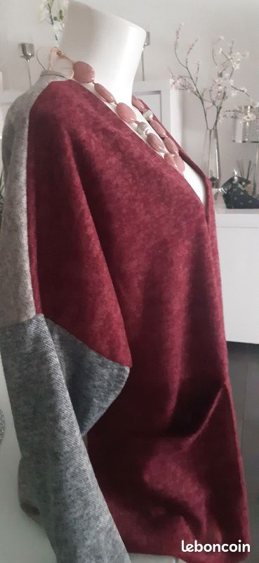 Une veste grise et bordeaux taille unique marque Made In Italy Fashion (image 5)