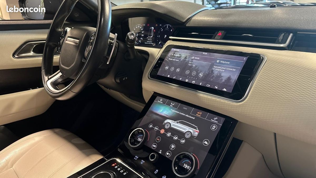 Land Rover Range Rover Velar 2.0L D240 (image 17)