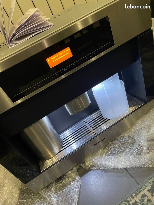 Miele CVA 5060 Machine à Café Automatique Encastrable D'occasion – Parfait état, Livraison Mondiale Possible