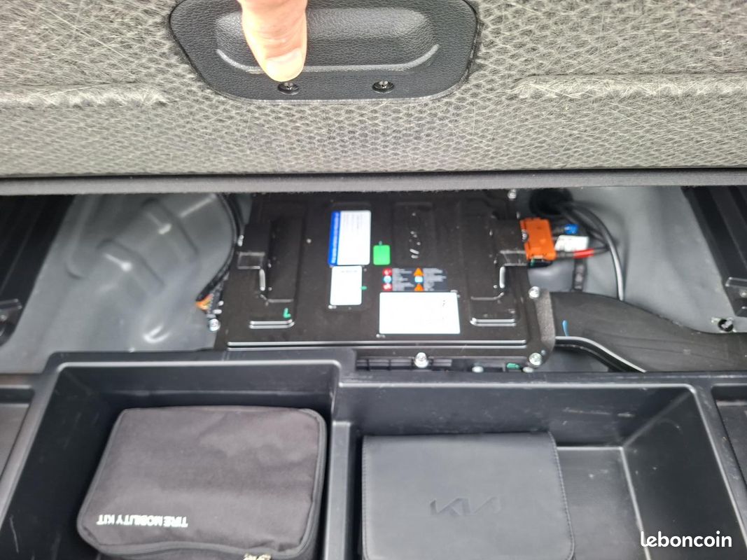 KIA CEED 1.6 CRDi 136 ch MHEV DCT7 GT Line Premium (image 33)