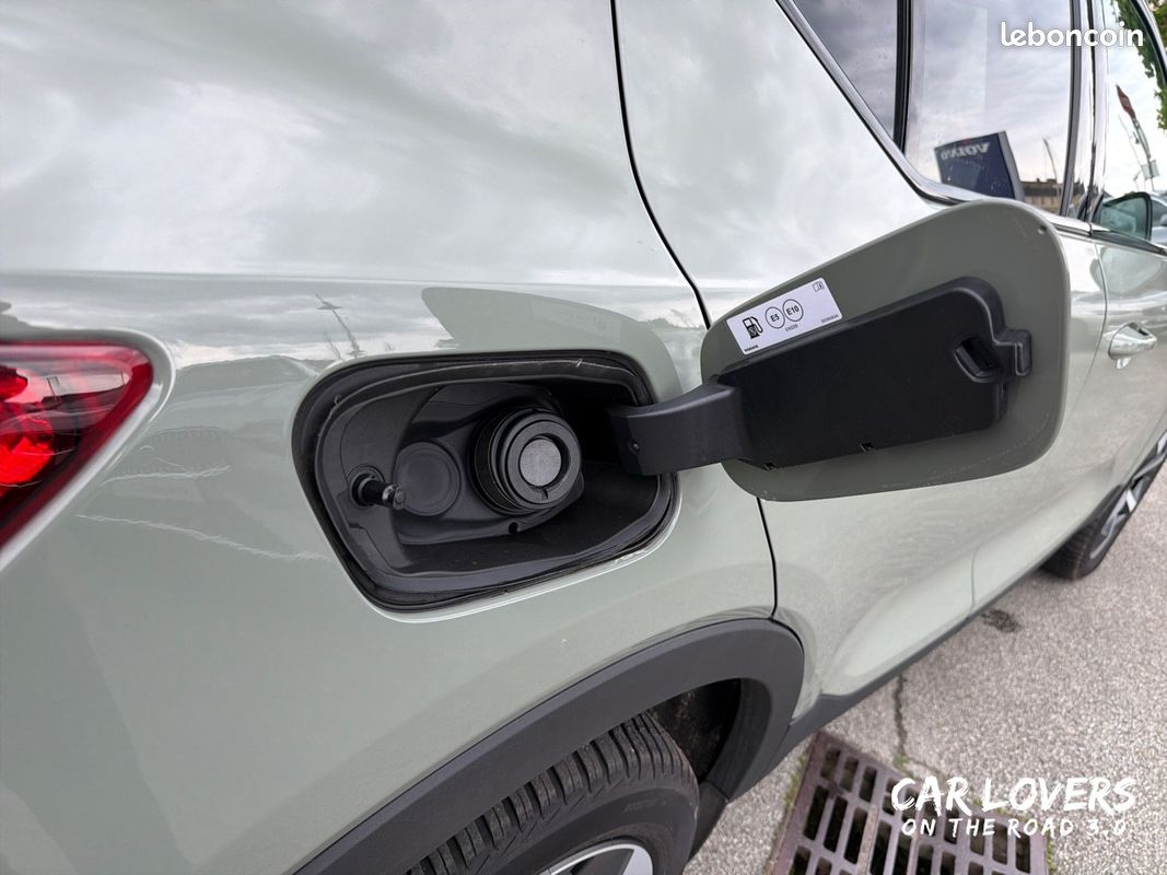 VOLVO XC40 B3 163 ch DCT7 Ultra (image 16)