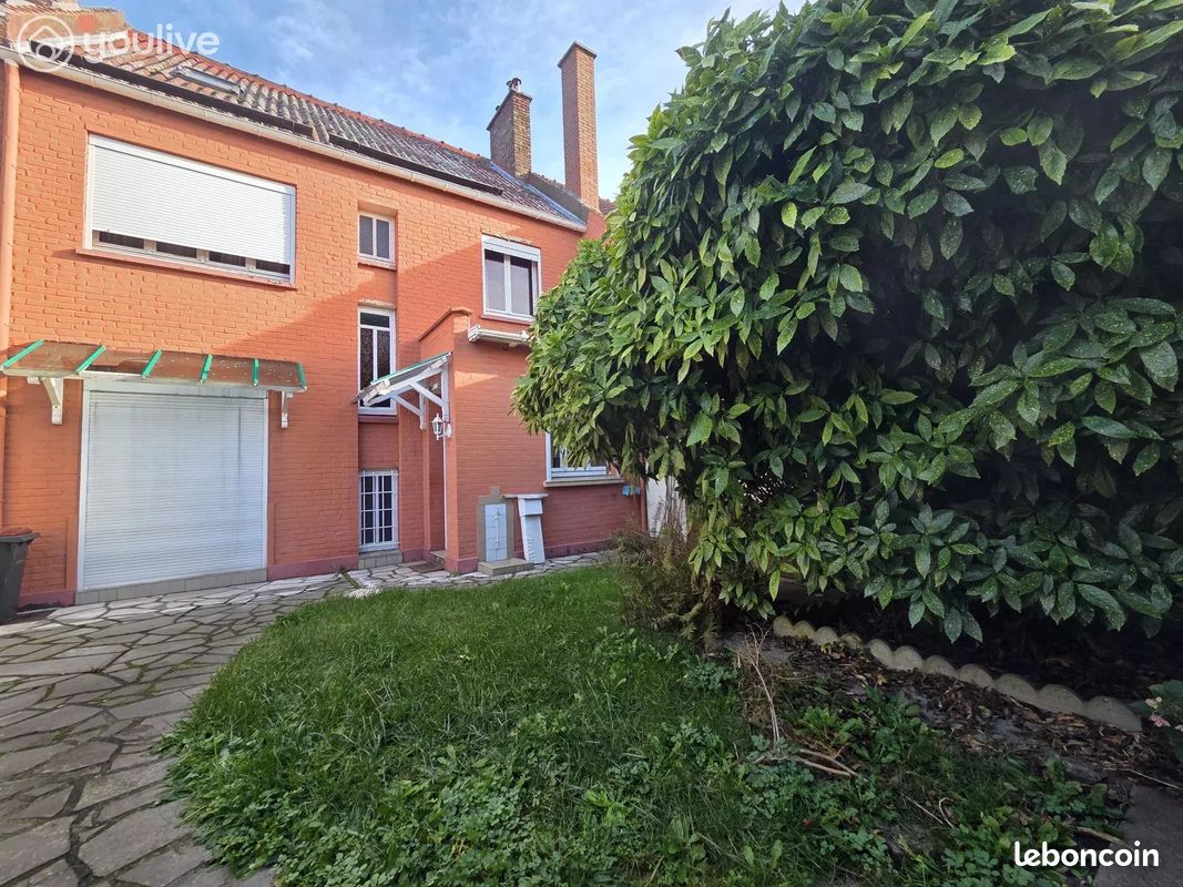 Maison 7 pièces 131 m² · à Carvin · 131 m² · 159 000 €