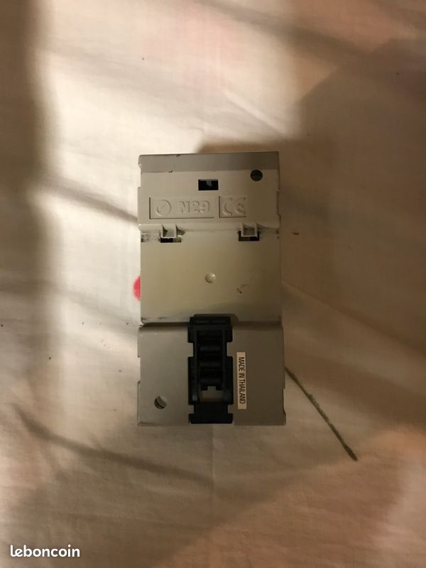 Transformateur modulaire 220V -15 V (image 2)