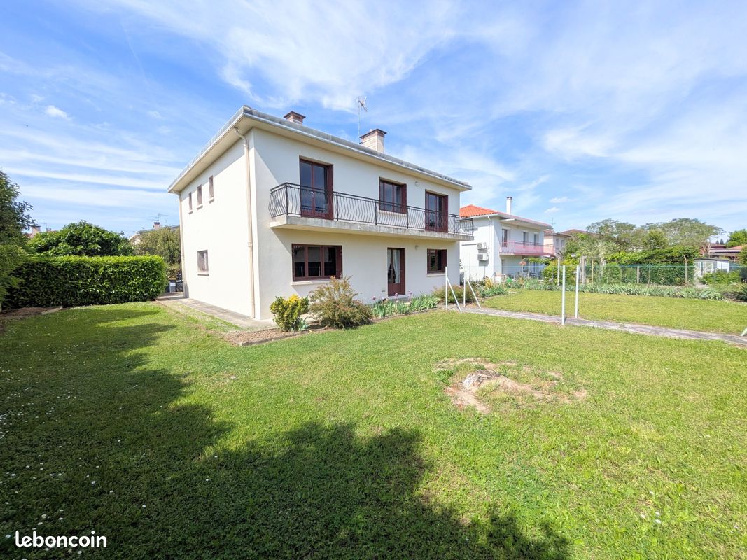 Maison 6 pièces 166 m² · à Portet-sur-Garonne · 166 m² · 380 000 €