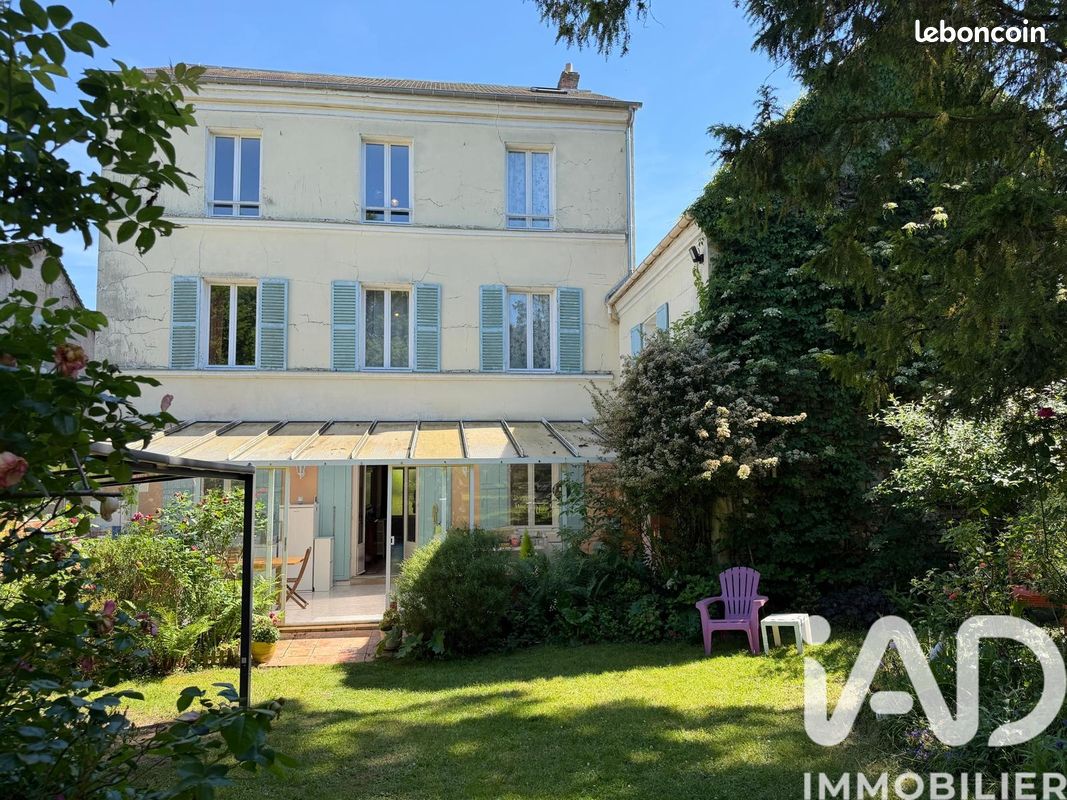 Maison 18 pièces 433 m² · à Évecquemont · 433 m² · 1 190 000 €