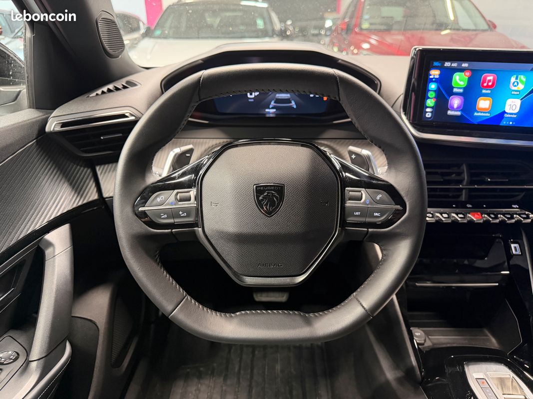 PEUGEOT 2008 II 130 GT PACK carplay caméra de recul suivi complet peugeot Garantie 12 mois (image 17)