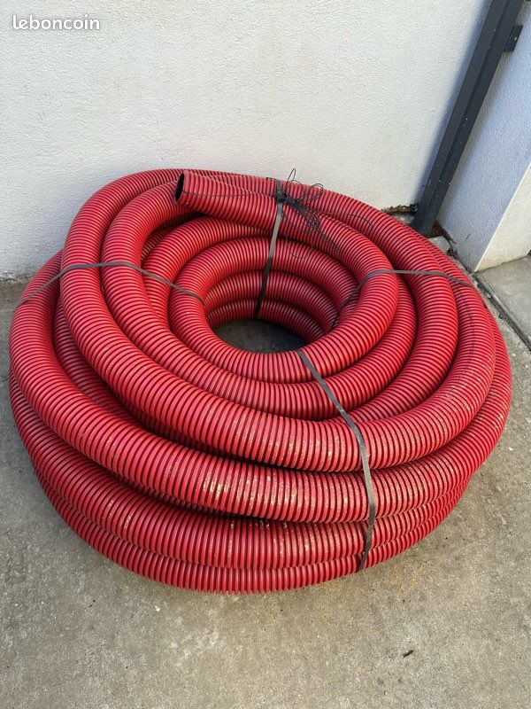 Gaine tpc rouge diamètre 90 (image 1)
