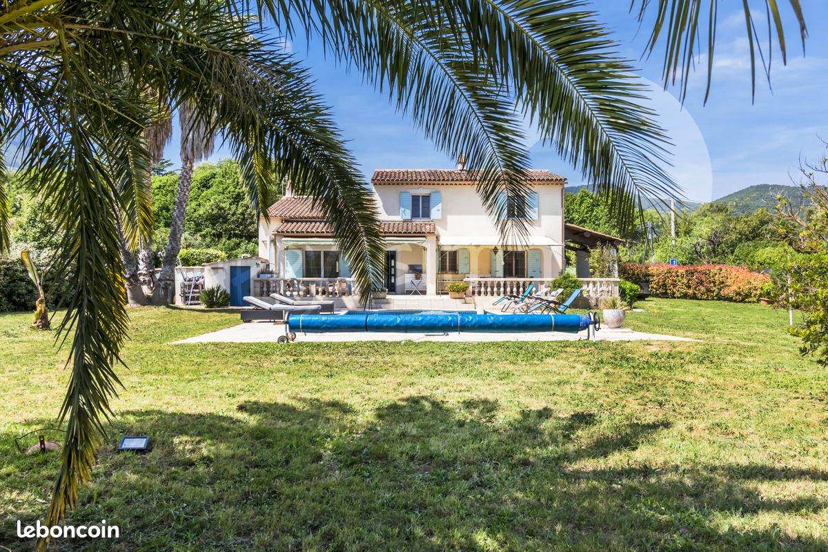 Maison 6 pièces 150 m² · à La Farlède · 150 m² · 959 000 €