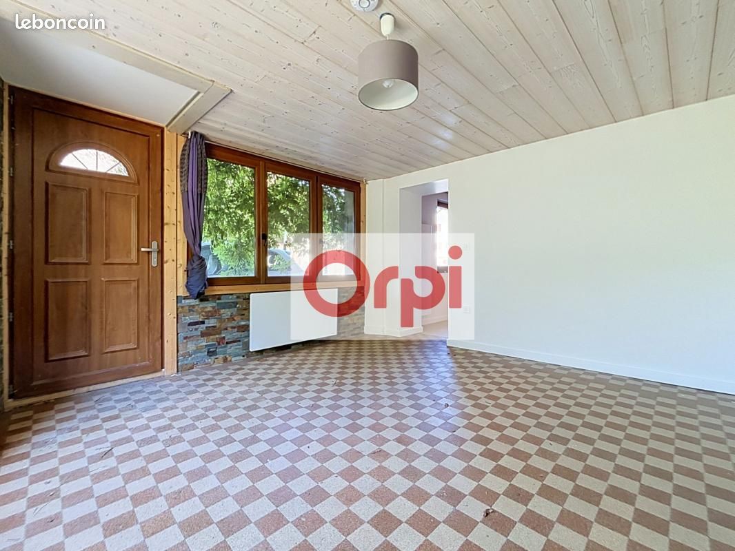 Appartement 1 pièce 40 m² · à La Tour · 40 m² · 600 €