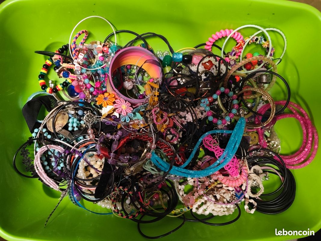Très gros lot de bijoux : Achat occasion | Bijoux (filles) Multicolore Bon état