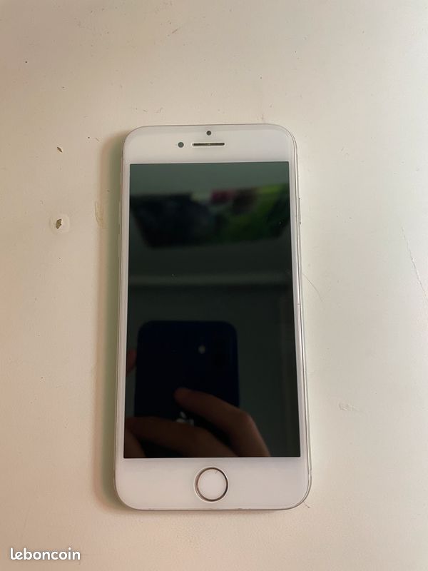 IPhone 7 reconditionne (image 1)