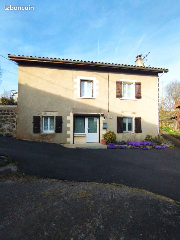 Maison 5 pièces 110 m² · à Alleyrac · 110 m² · 87 000 €