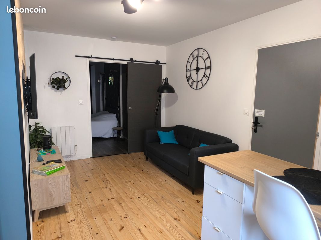 Le Paradis, Jacuzzi, fauteuil massant, terrasse, place parking, 2 personnes (image 12)