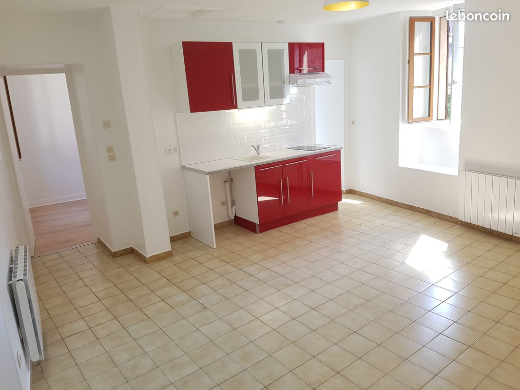 Appartement 2 pièces 33 m² · à Épernon · 33 m² · 570 €