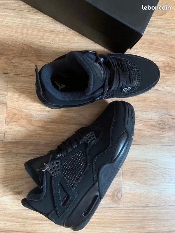 Air Jordan 4 Retro (image 3)