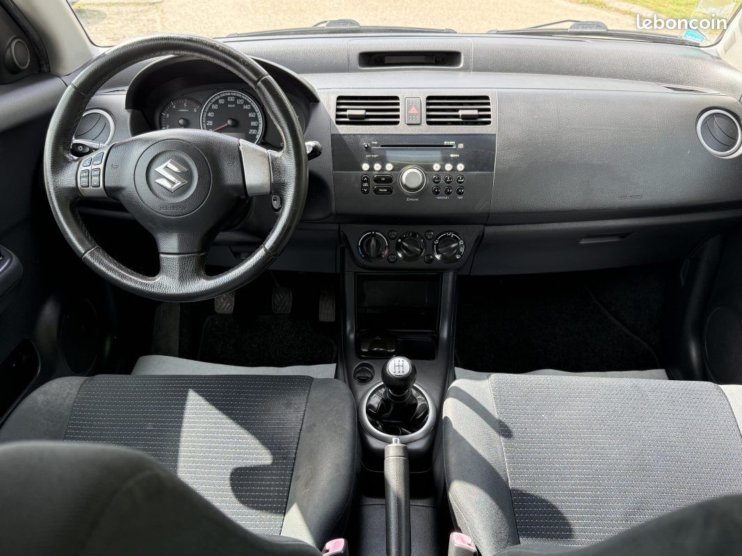 Suzuki Swift 1.3 DDiS 75 GL - Clim - 1ère main - Révisée & Garantie 6 mois (image 10)