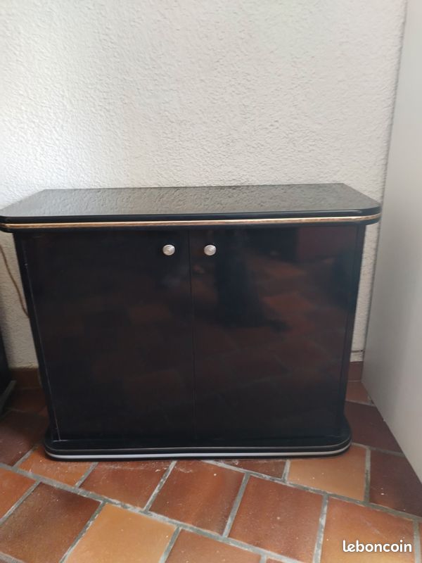 Meuble pour television ou aquarium (image 1)