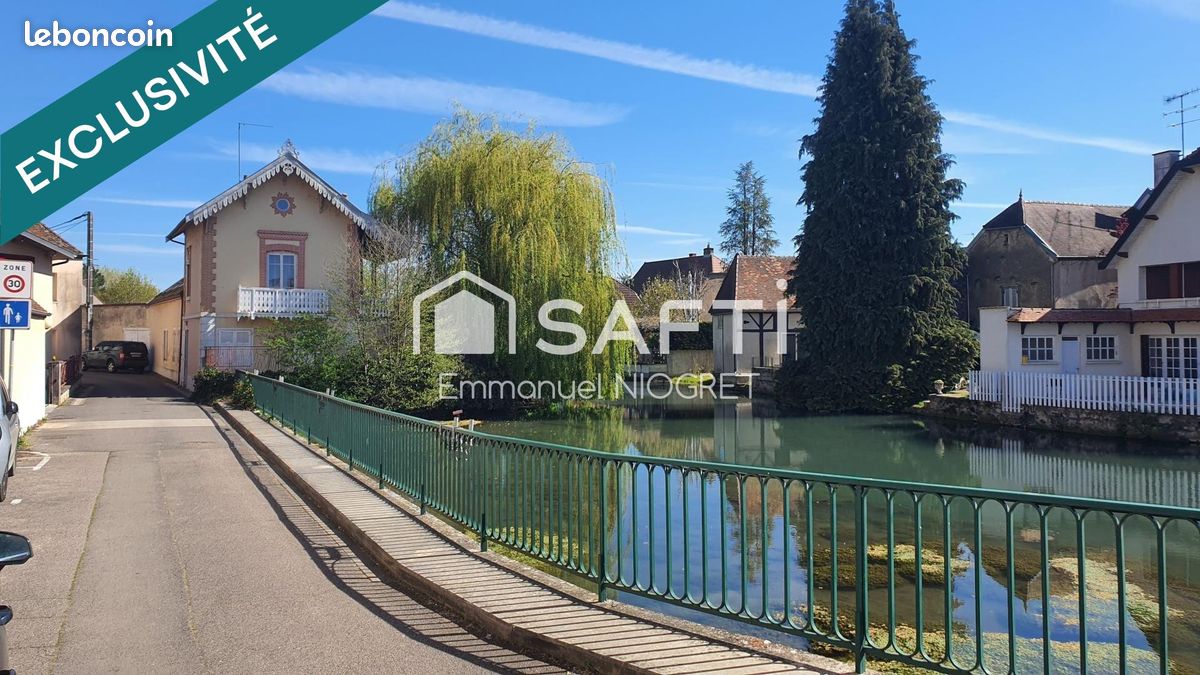 Terrain 727 m² · à Mirebeau-sur-Bèze · 727 m² · 46 000 €