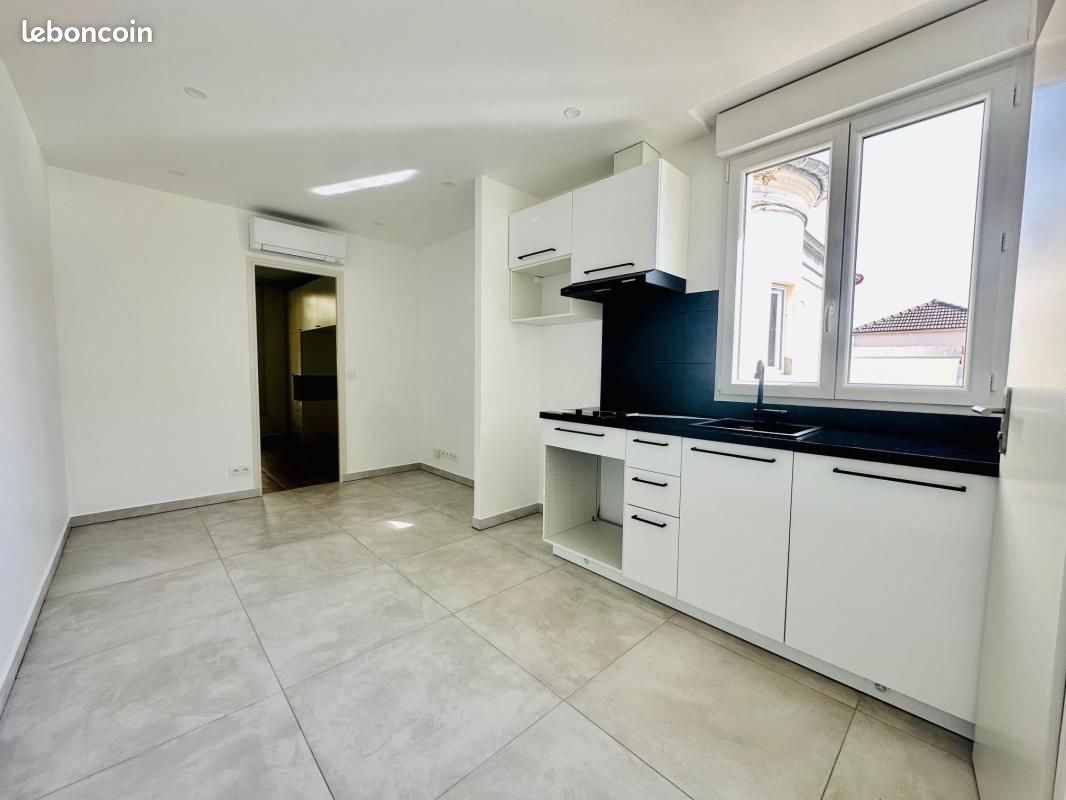 Appartement 2 pièces 25 m² · à Saint-Maur-des-Fossés · 25 m² · 860 €/mois