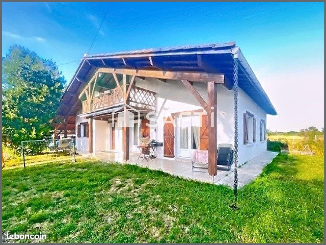 Maison 5 pièces 136 m² · à Ambarès-Et-Lagrave · 136 m² · 239 000 €