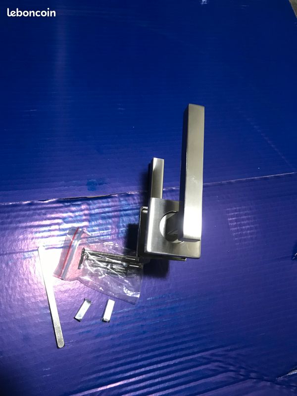 Poignée de porte inox (image 2)