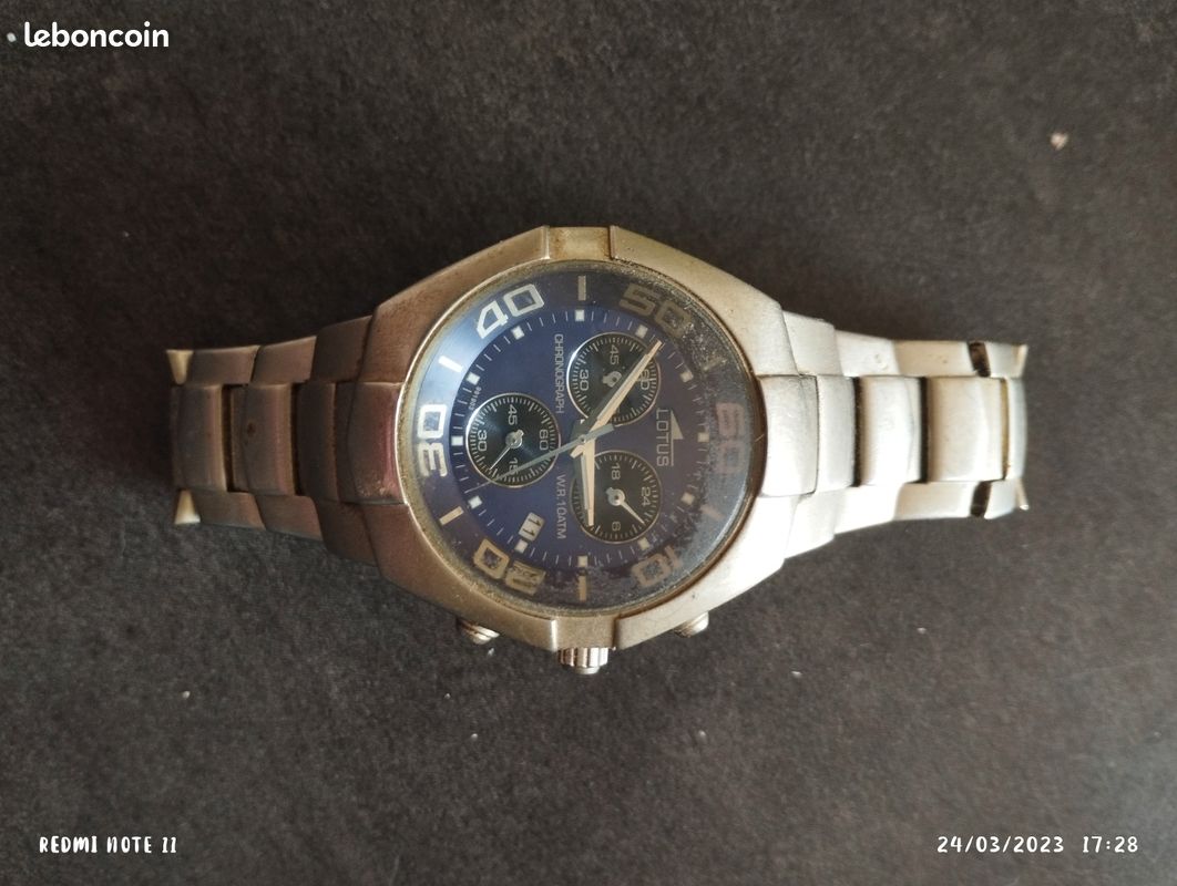 Montre LOTUS (image 2)