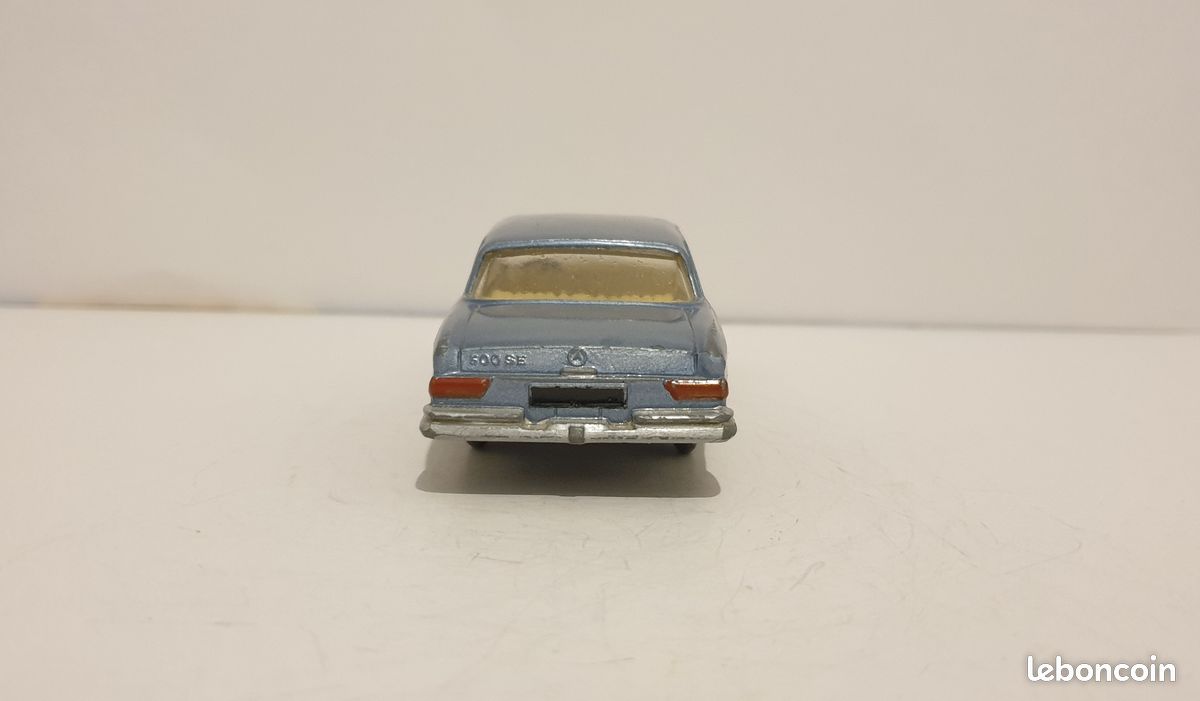 Dinky Toys Mercedes Benz 300 SE Coupé - Échelle 1:43 - Zamak - 1977 - Occasion