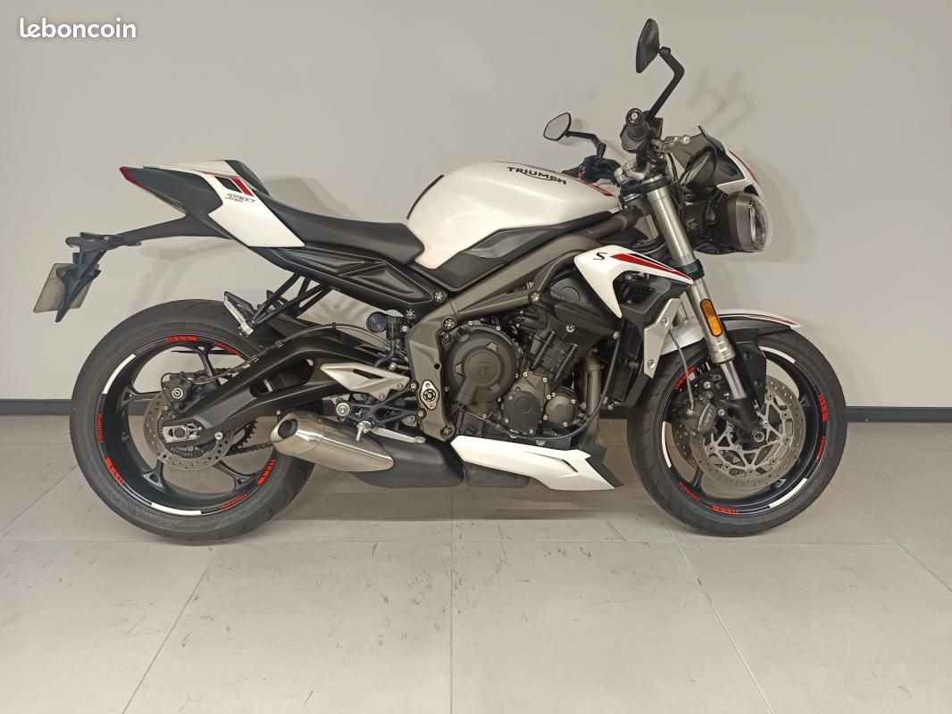 Triple 660 S Triumph Street Triple A2 For Sale Bikesales Used