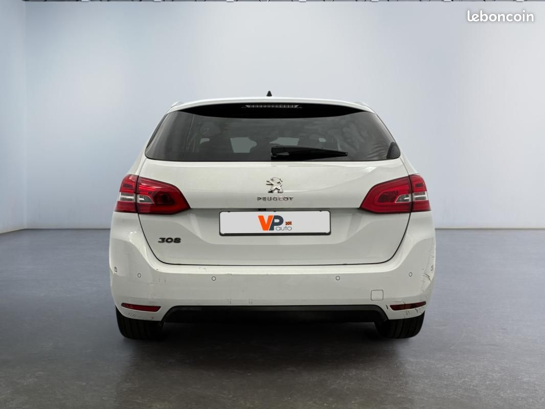 Peugeot 308 SW PureTech 110ch S&S BVM6 Tech Edition - Voitures