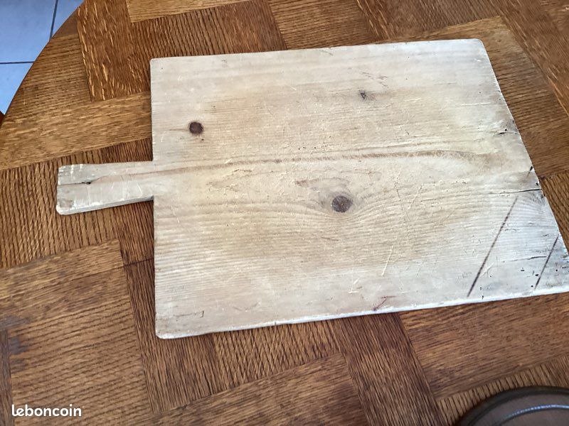 Lot de trois planches à découper en bois, différents modèle (image 4)