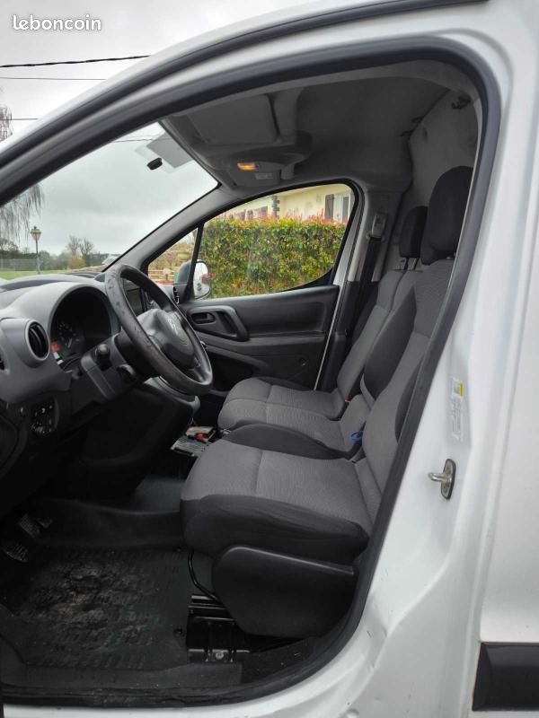 Citroën Berlingo II 1.6 BlueHDI 100 (image 3)