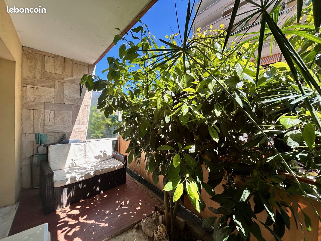 Appartement 1 pièce 25 m² · au Cannet · 25 m² · 730 €/mois