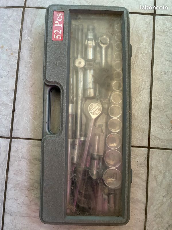 Malette outils 52 pièces (image 1)